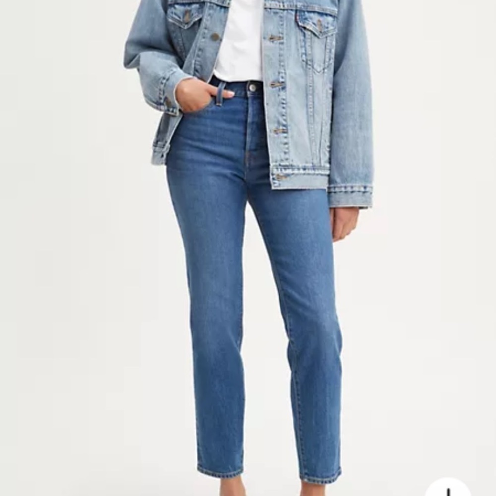 Levi’s Wedgie Fit Ankle Jeans